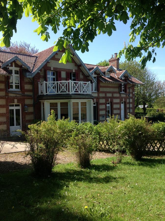 La Villa Des Rosiers Cricquebœuf Exterior foto